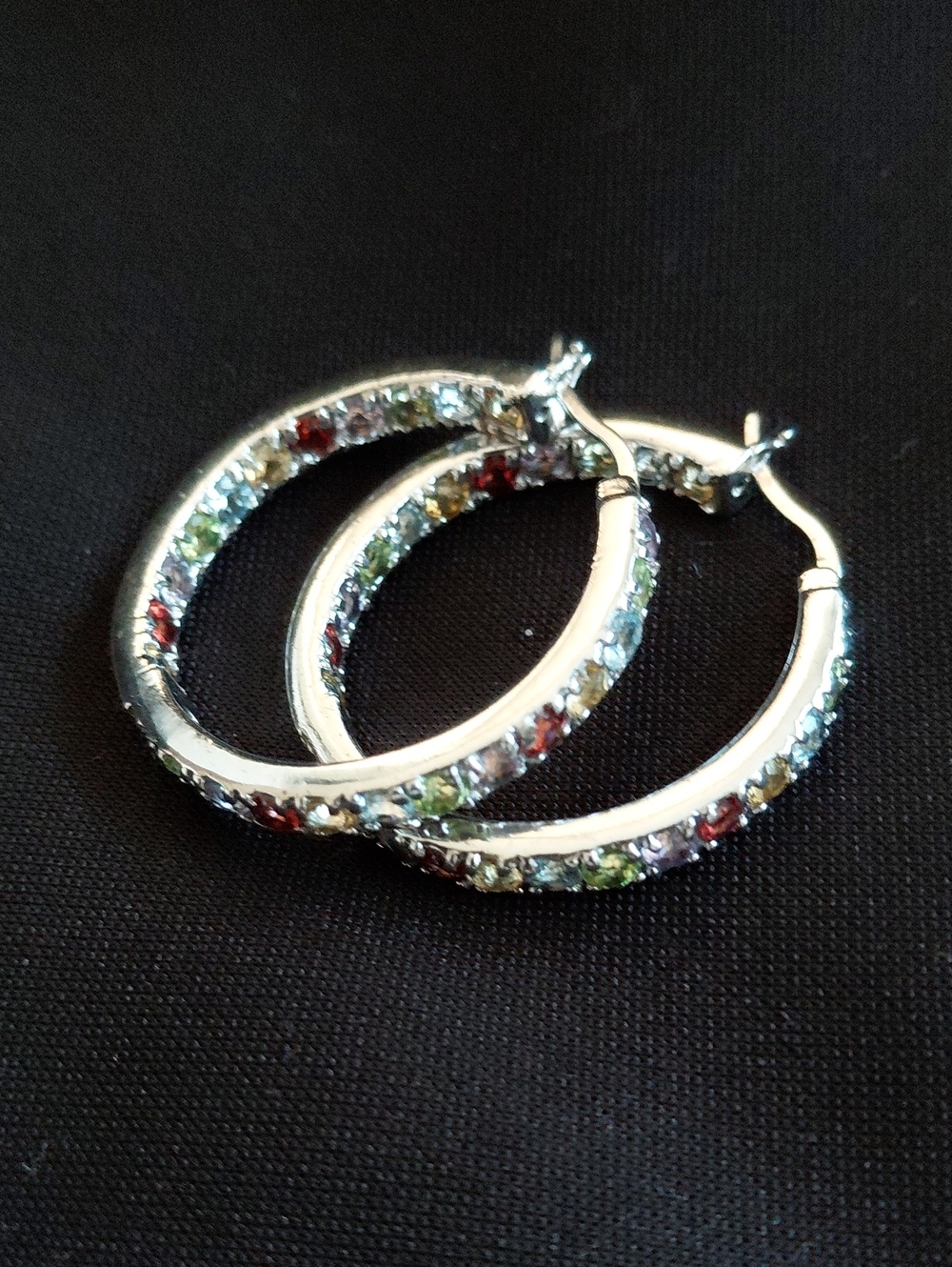 KAY JEWELERS SILVER 925 MEDIUM HOOP EARRINGS MULTISTONE